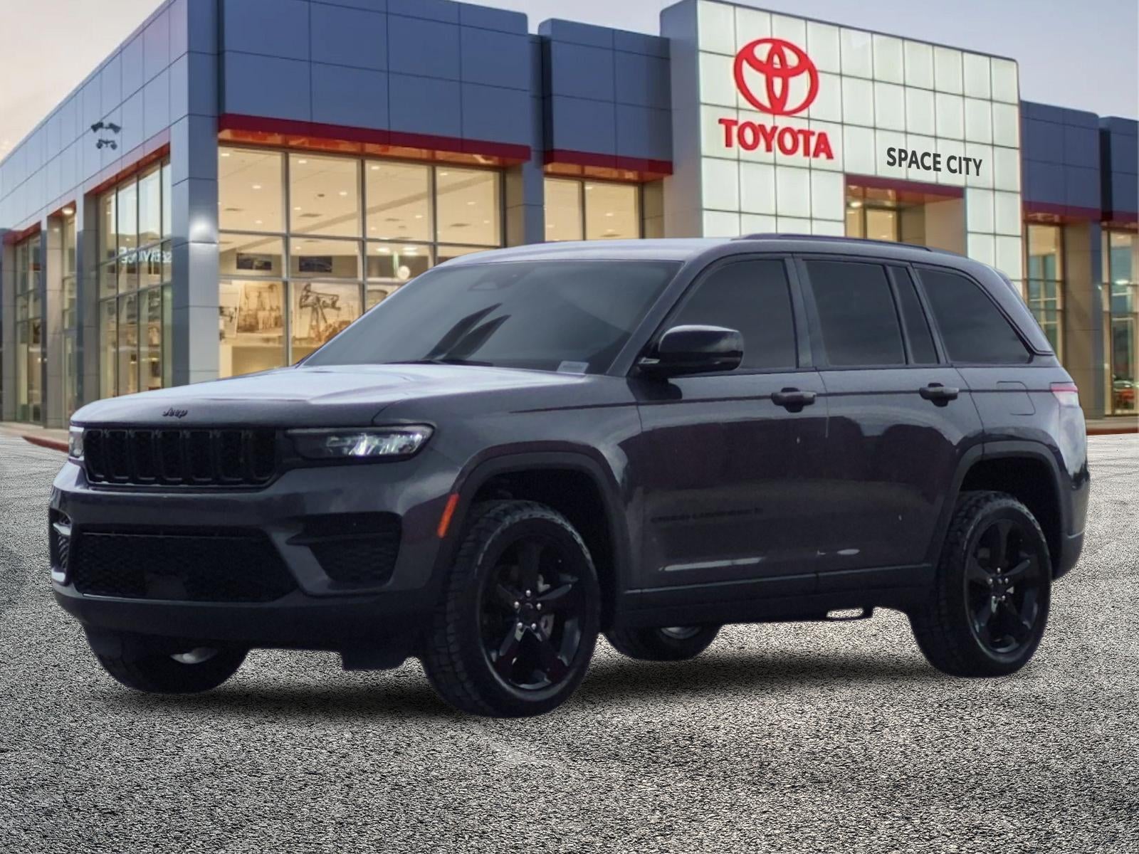 2022 Jeep Grand Cherokee Altitude