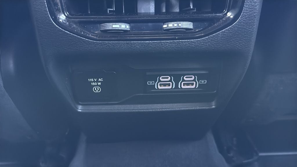 2022 Jeep Grand Cherokee Altitude