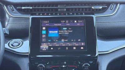 2022 Jeep Grand Cherokee Altitude