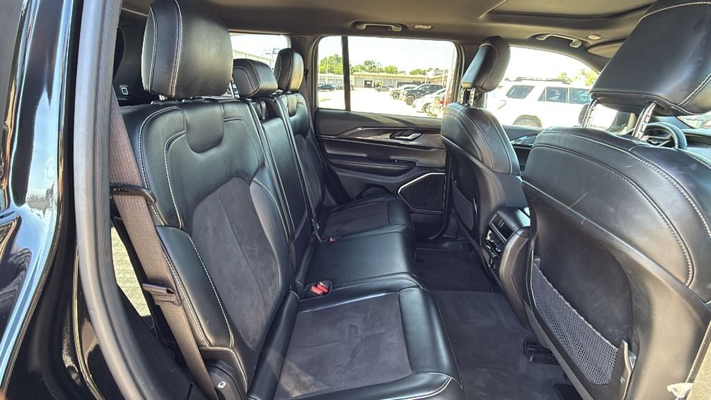 2022 Jeep Grand Cherokee Altitude