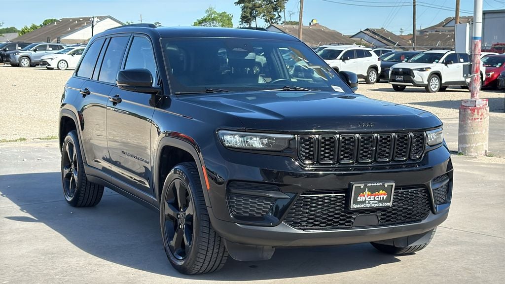 2022 Jeep Grand Cherokee Altitude