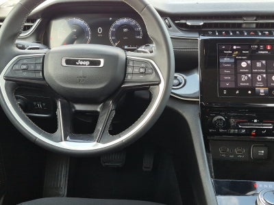 2023 Jeep Grand Cherokee L Laredo