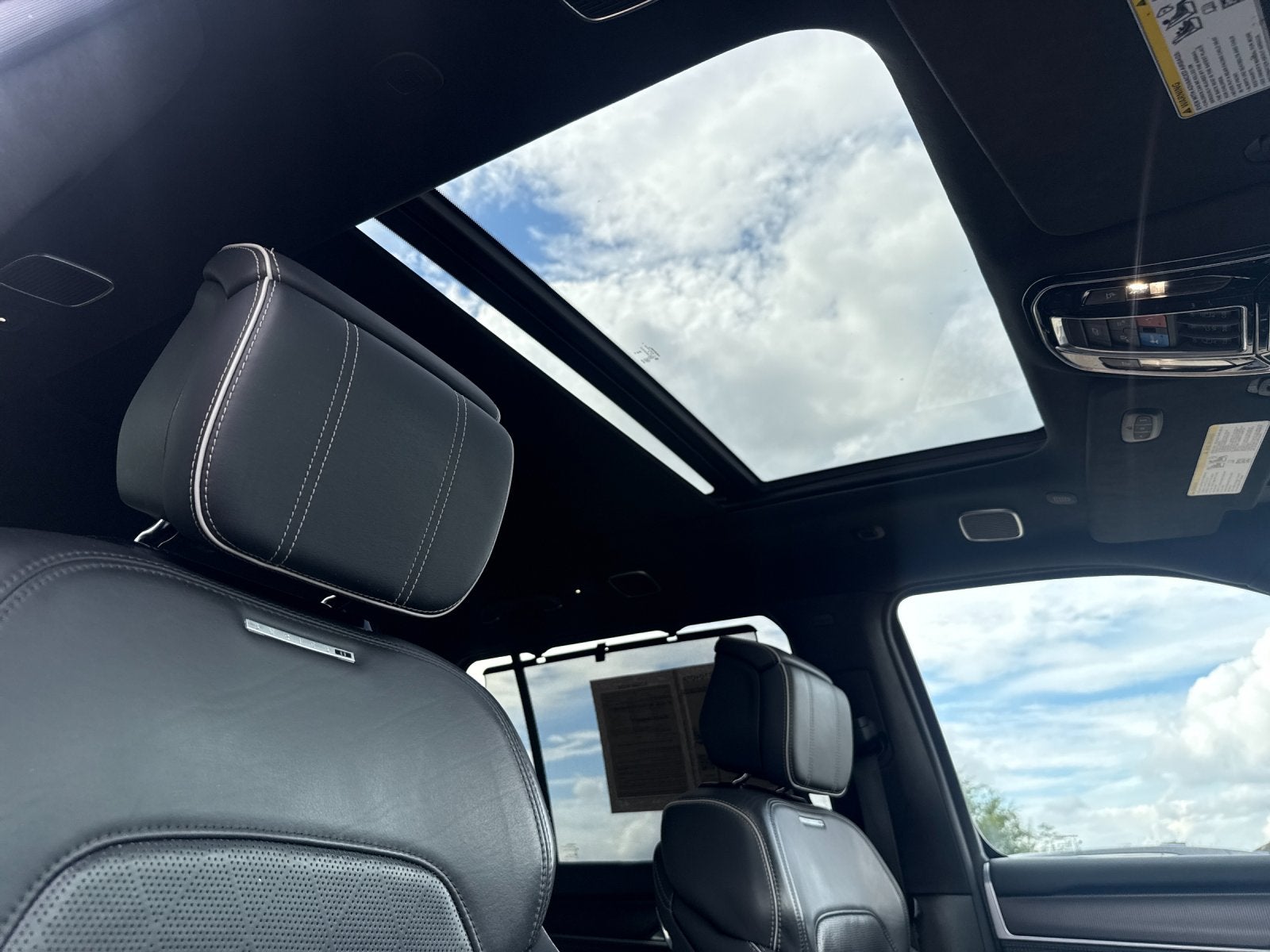 2024 Jeep Grand Wagoneer L Series II