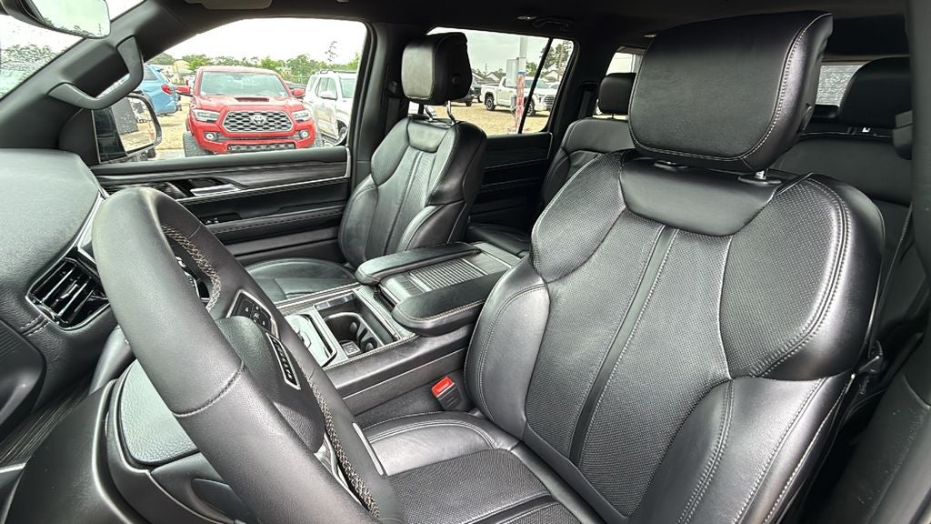 2024 Jeep Wagoneer Series II