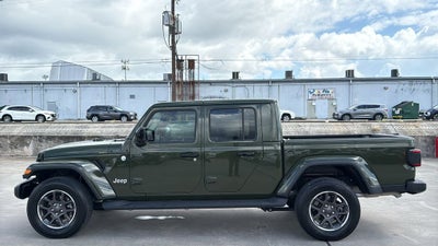 2022 Jeep Gladiator Overland