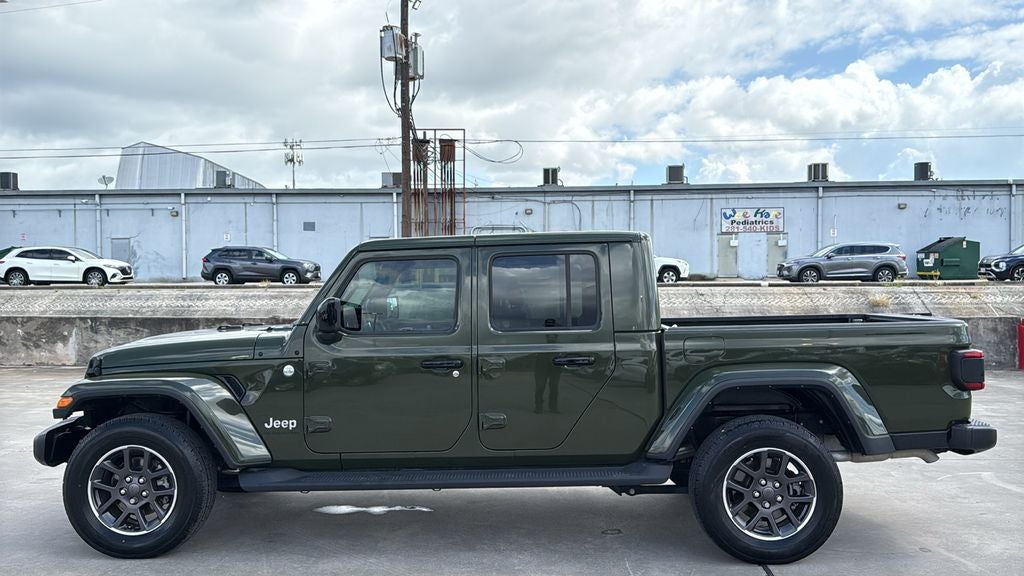 2022 Jeep Gladiator Overland