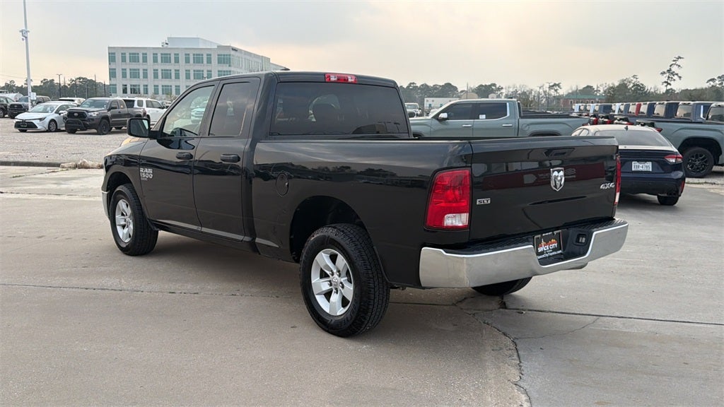 2024 RAM 1500 SLT