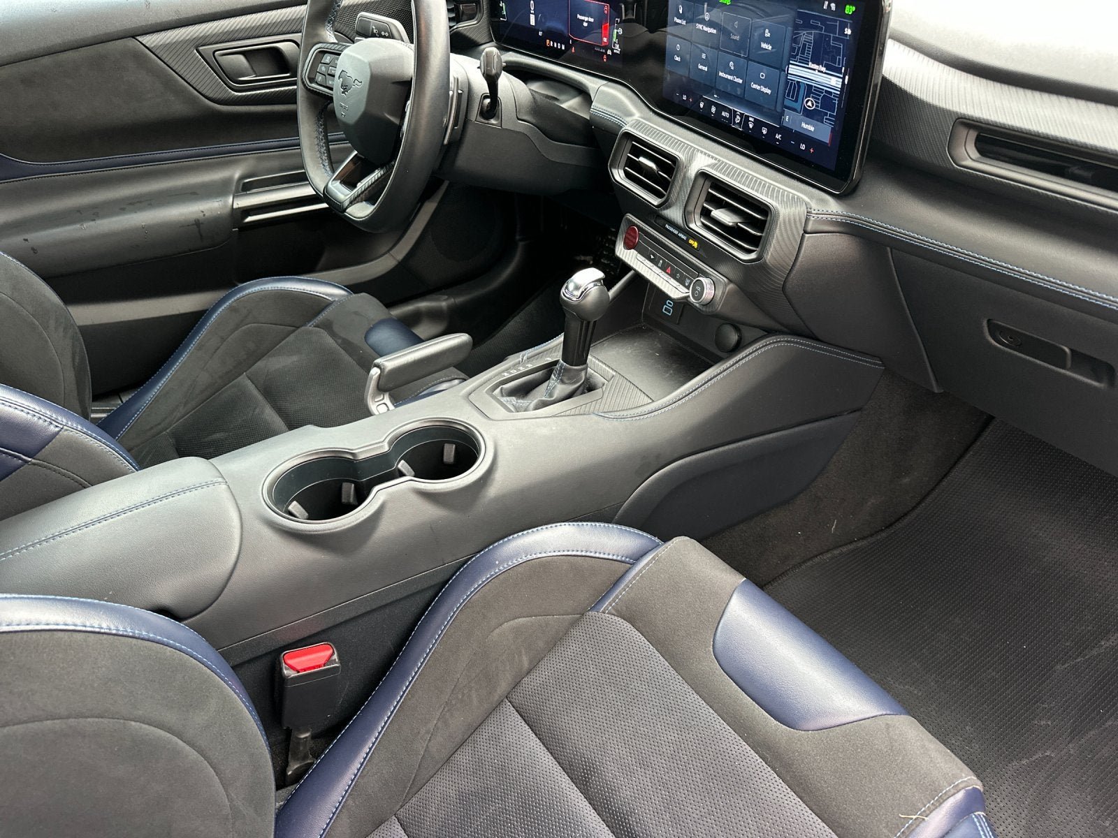 2025 Ford Mustang Dark Horse
