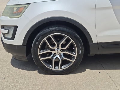2016 Ford Explorer Sport
