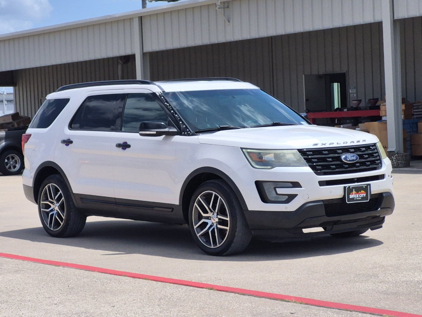 2016 Ford Explorer Sport