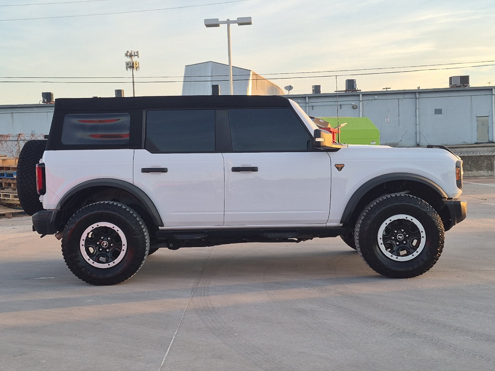 2023 Ford Bronco Badlands