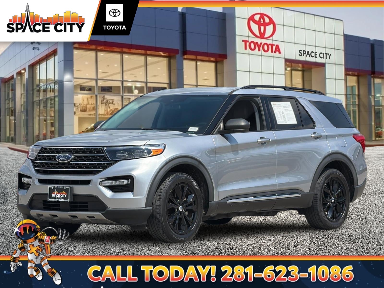 2022 Ford Explorer XLT RWD's photo