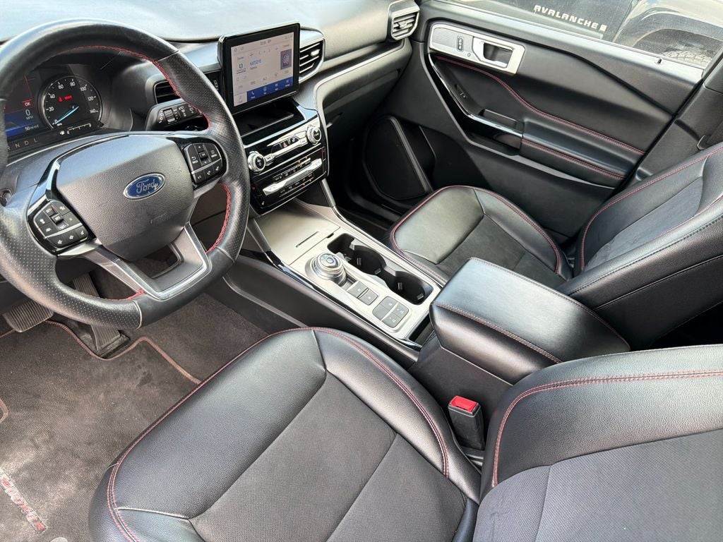 2022 Ford Explorer ST-Line