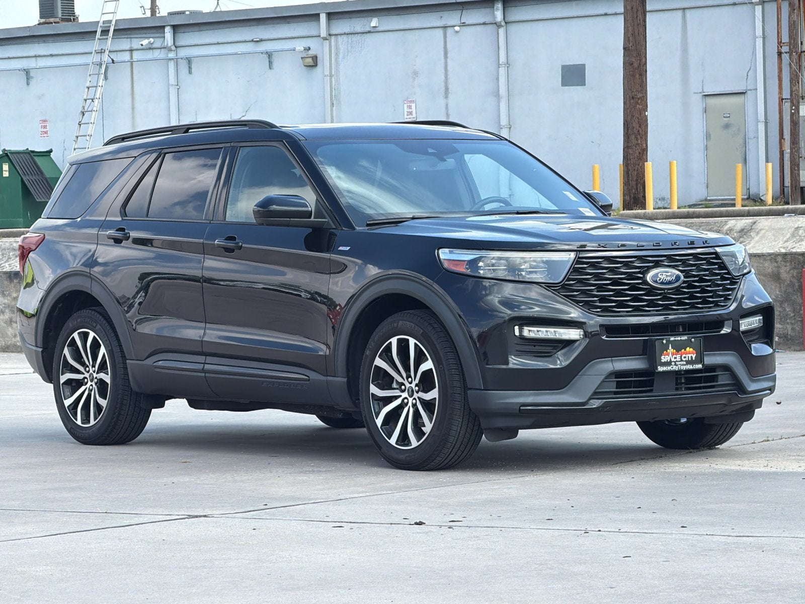 2022 Ford Explorer ST-Line
