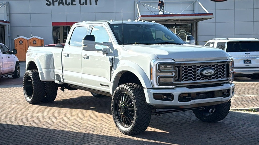 2026 Ford F-450 Platinum