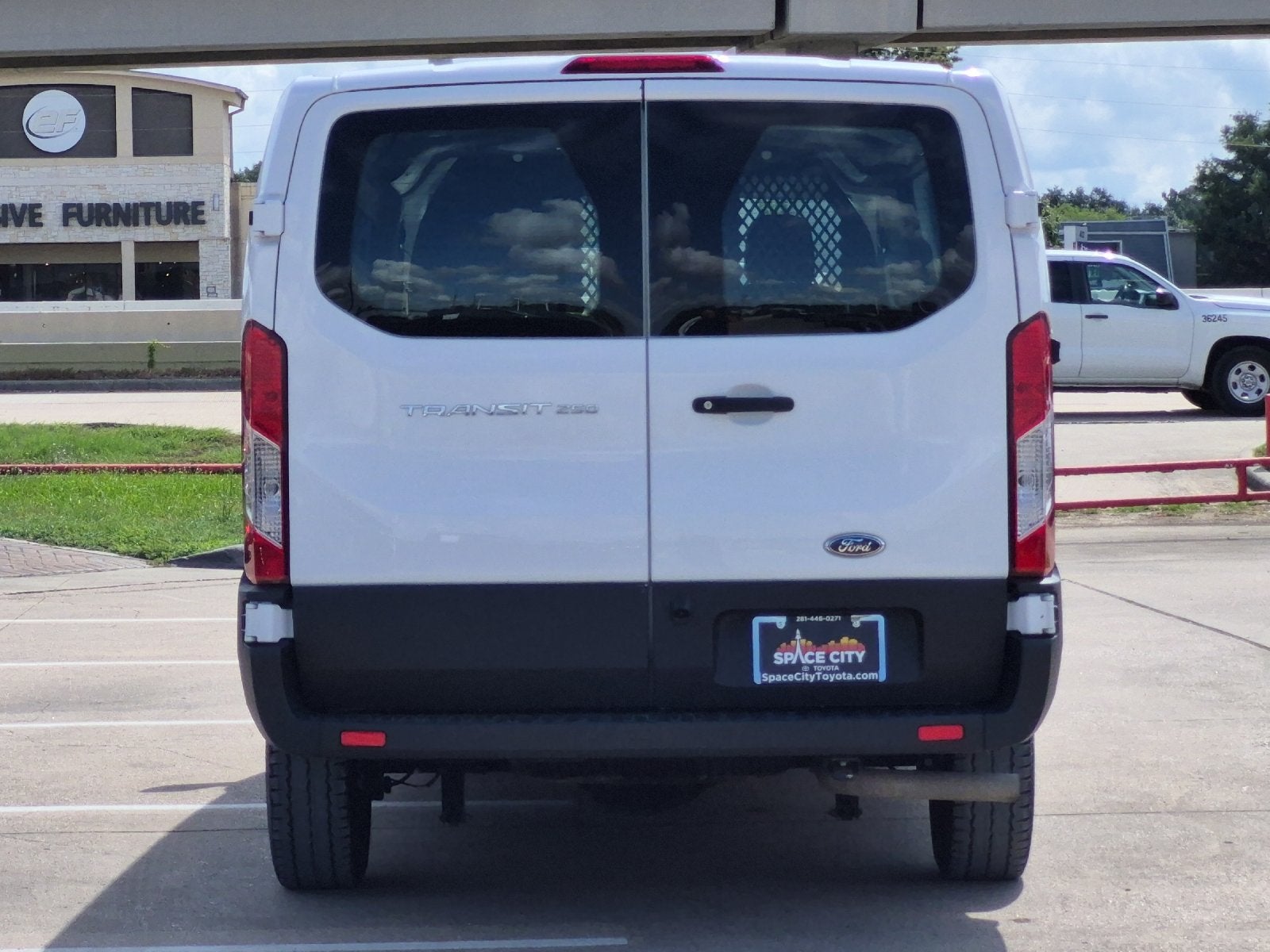 2025 Ford Transit Base