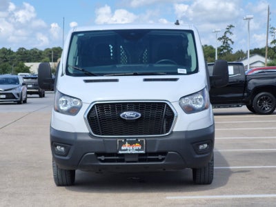 2025 Ford Transit Base