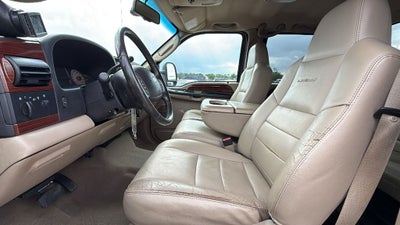 2006 Ford F-350SD Lariat DRW