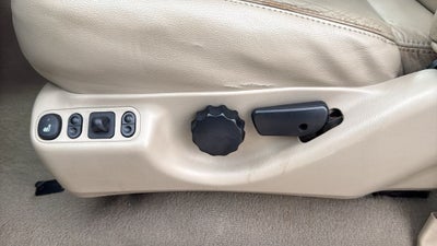 2006 Ford F-350SD Lariat DRW