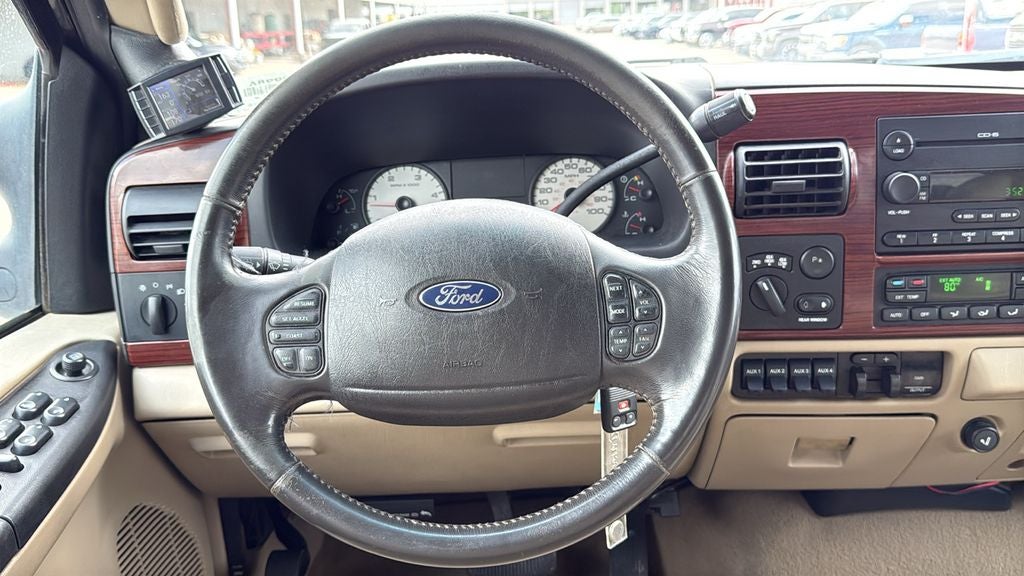 2006 Ford F-350SD Lariat DRW