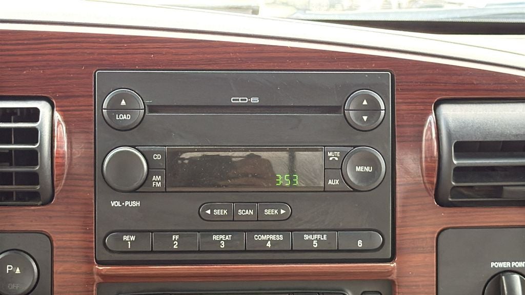 2006 Ford F-350SD Lariat DRW