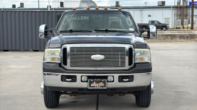 2006 Ford F-350SD Lariat DRW