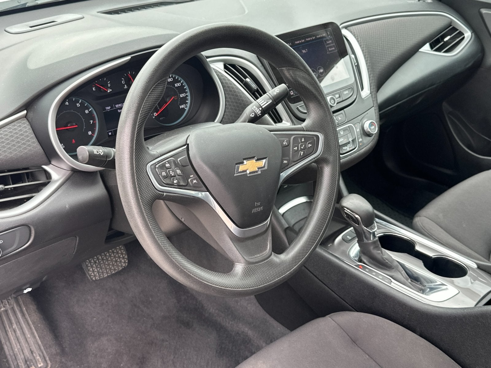 2022 Chevrolet Malibu LS 1FL