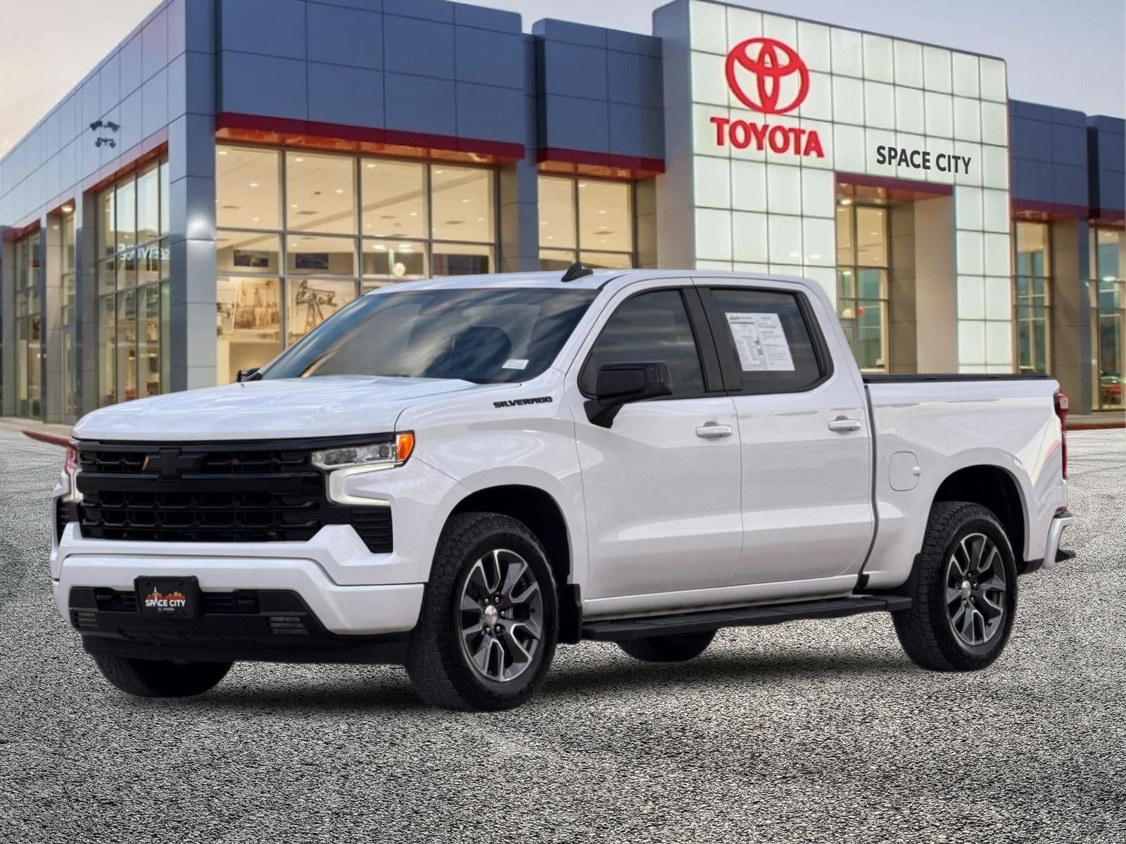 2023 Chevrolet Silverado LT