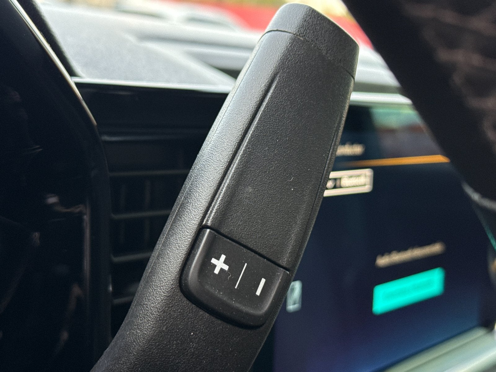 2023 Chevrolet Silverado LT