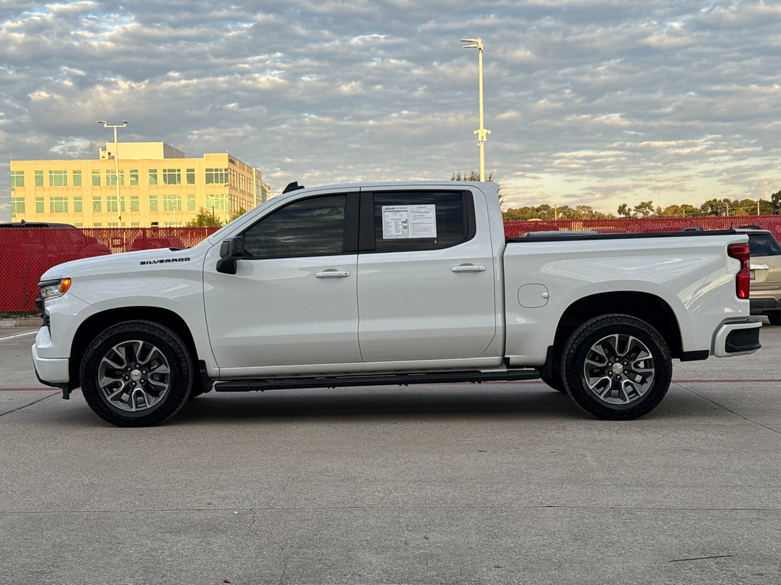 2023 Chevrolet Silverado LT