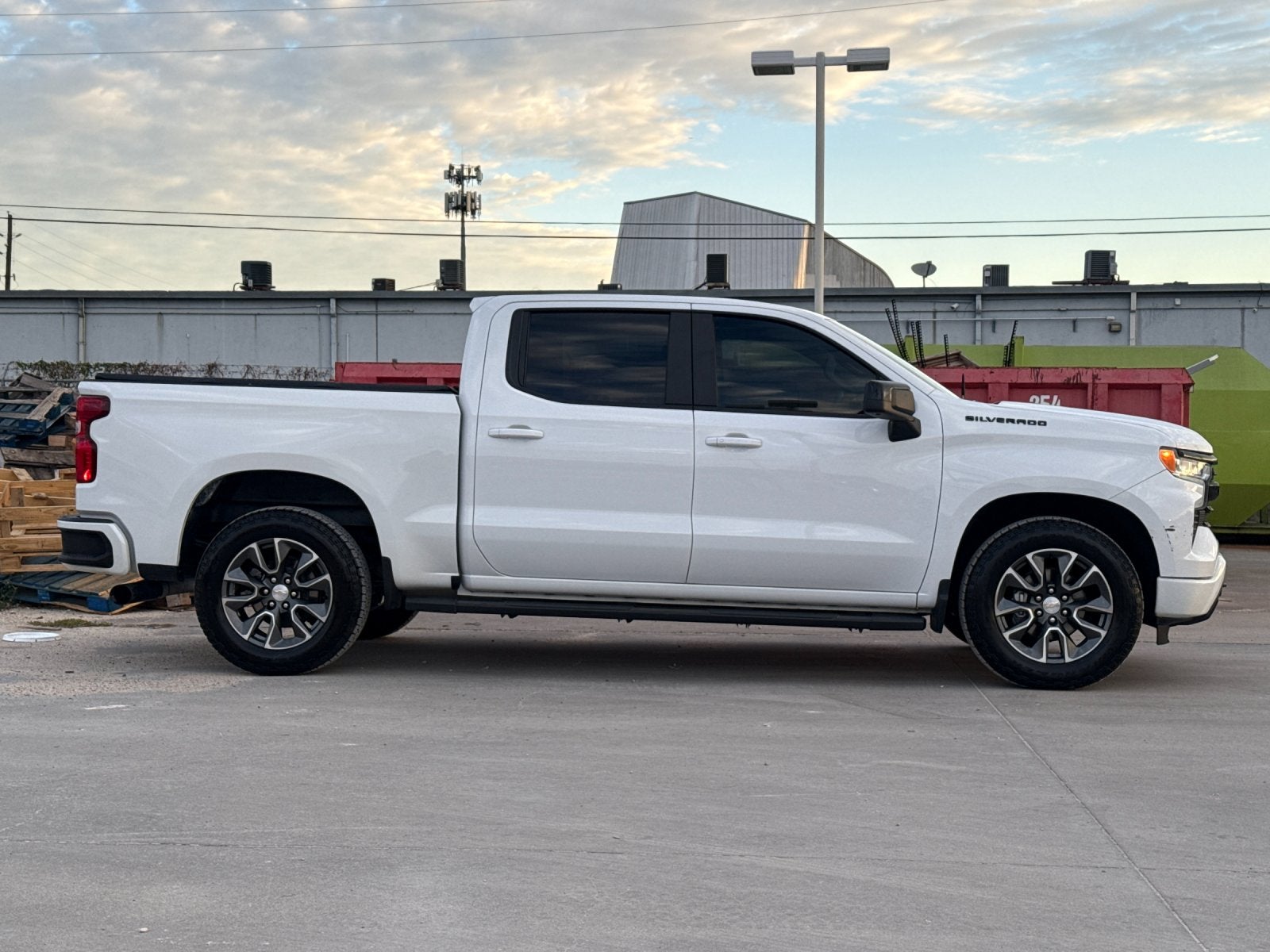 2023 Chevrolet Silverado LT