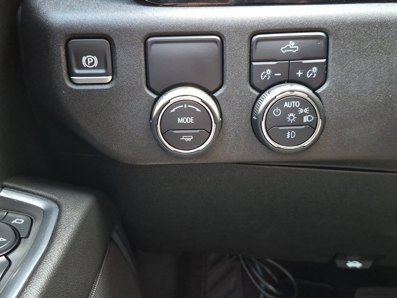 2024 Chevrolet Silverado RST