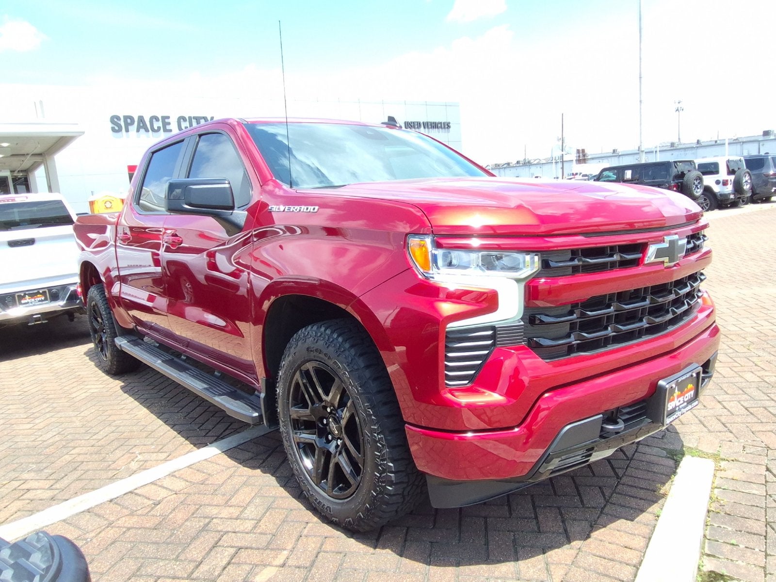 2024 Chevrolet Silverado RST