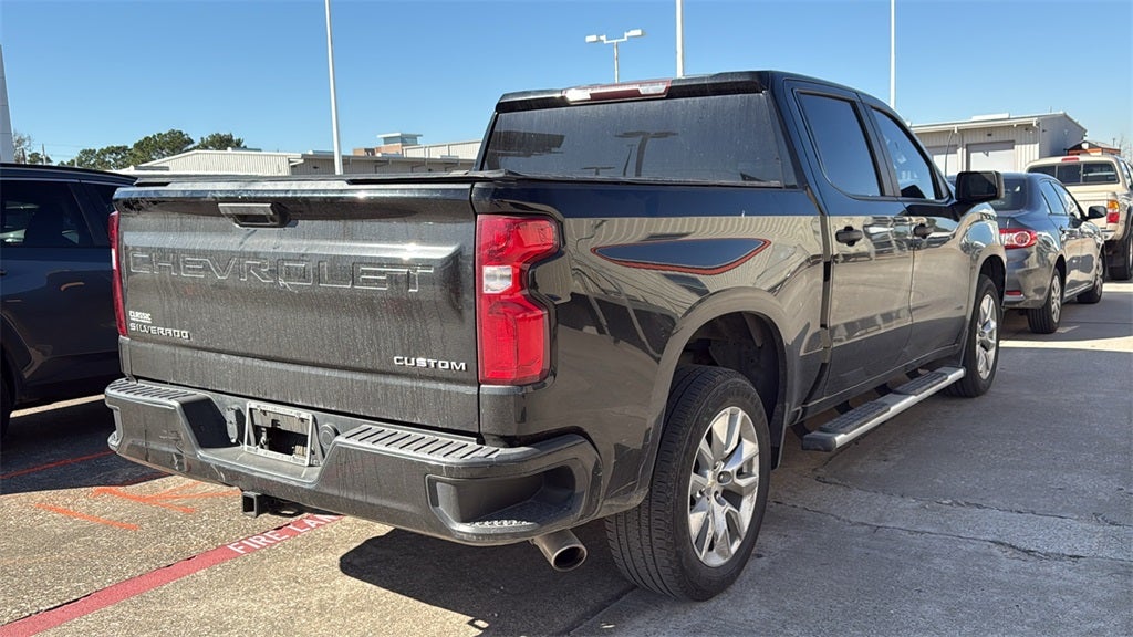 2020 Chevrolet Silverado Custom