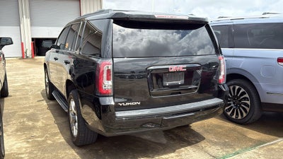 2017 GMC Yukon SLT