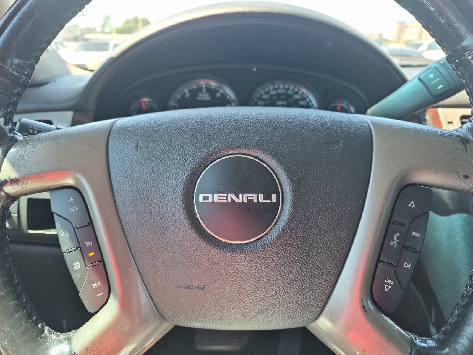 2013 GMC Yukon Denali