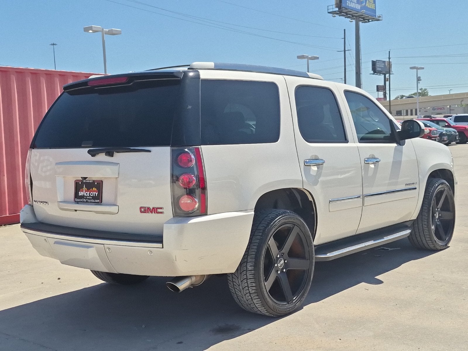 2013 GMC Yukon Denali