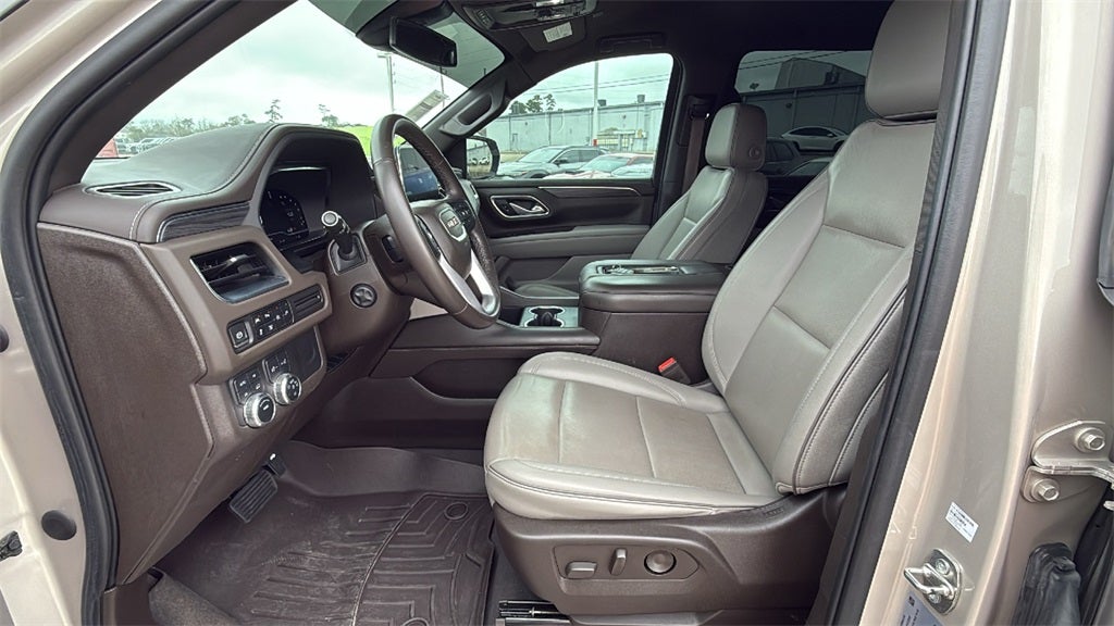 2022 GMC Yukon XL SLT