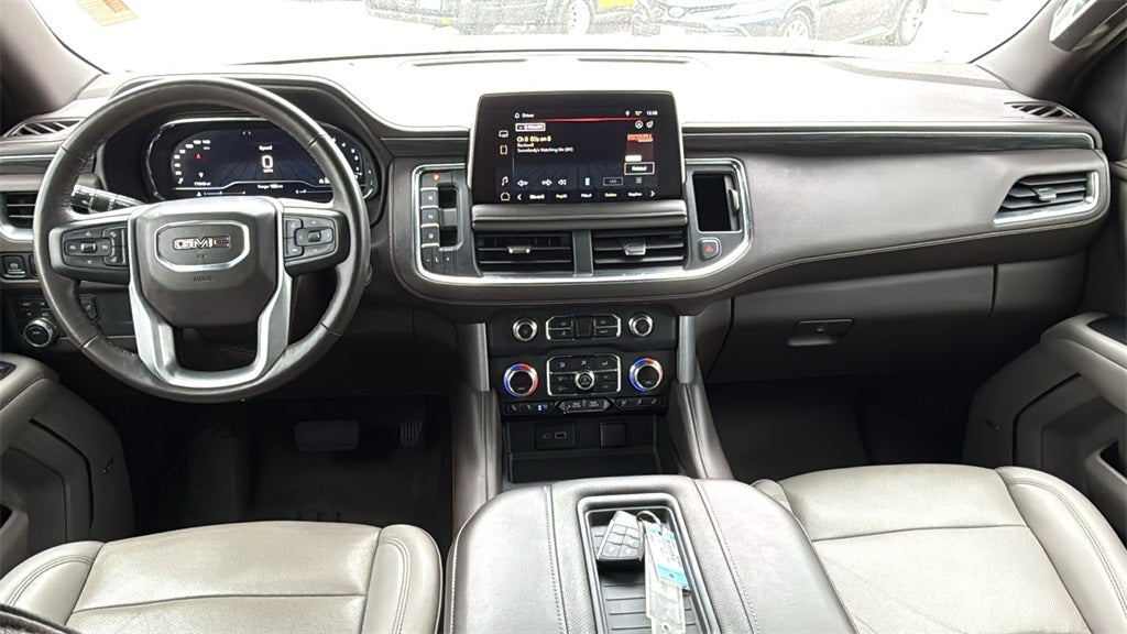 2022 GMC Yukon XL SLT