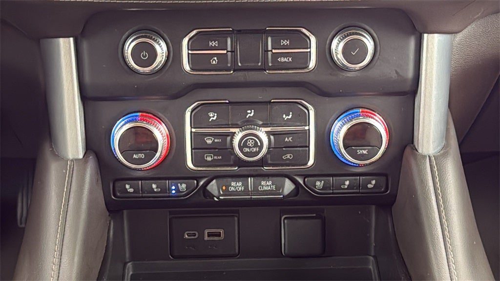 2022 GMC Yukon XL SLT