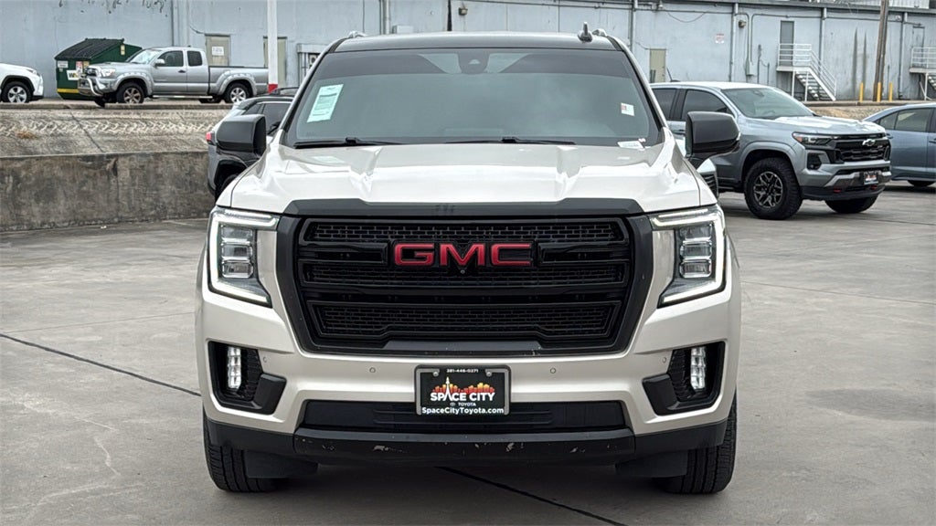 2022 GMC Yukon XL SLT