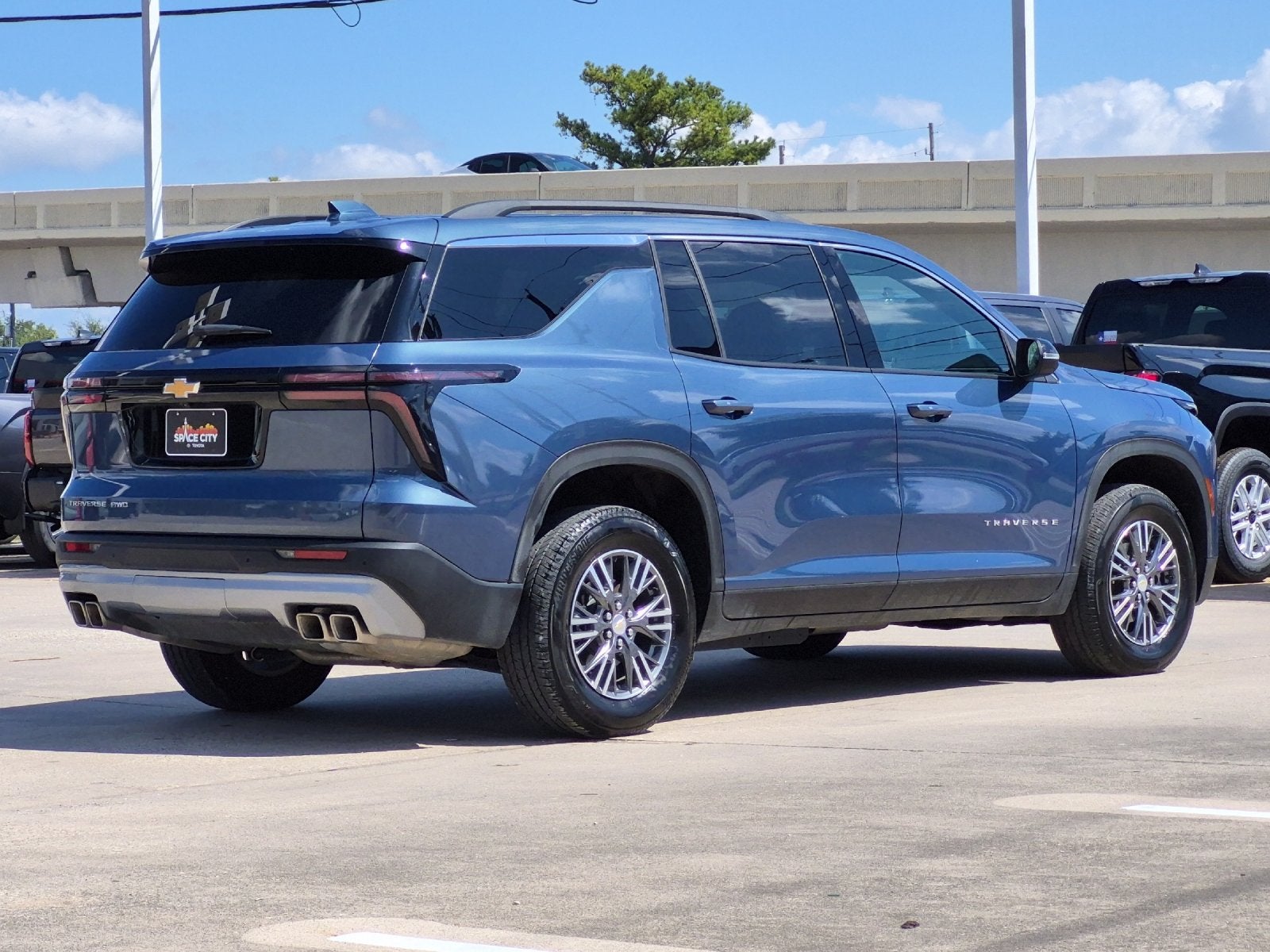2026 Chevrolet Traverse LT 2LT