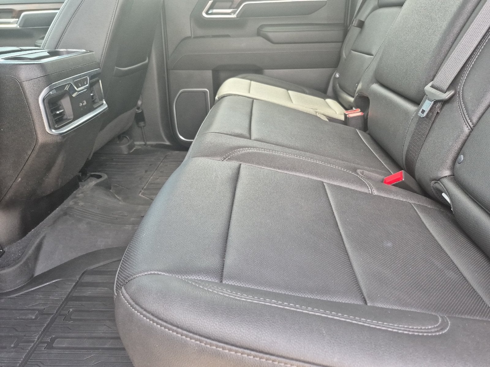 2024 GMC Sierra HD SLT