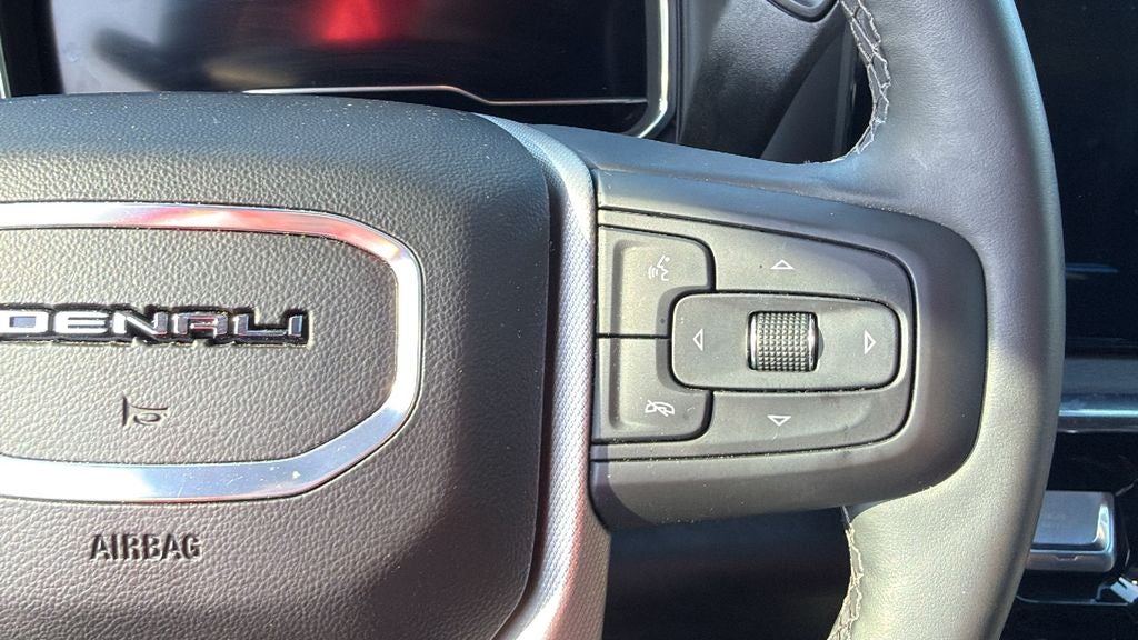 2025 GMC Sierra HD Denali