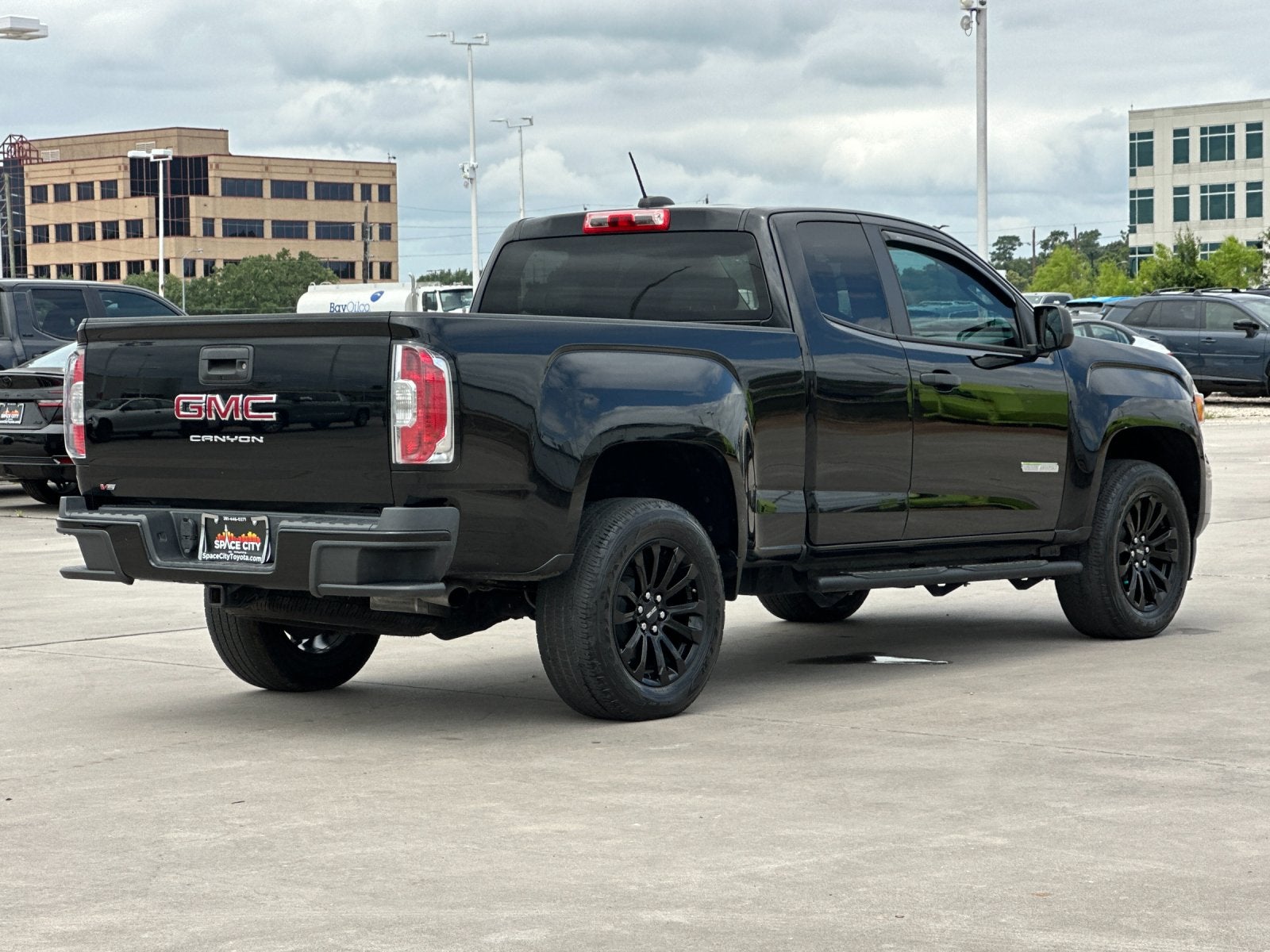 2021 GMC Canyon Elevation Standard