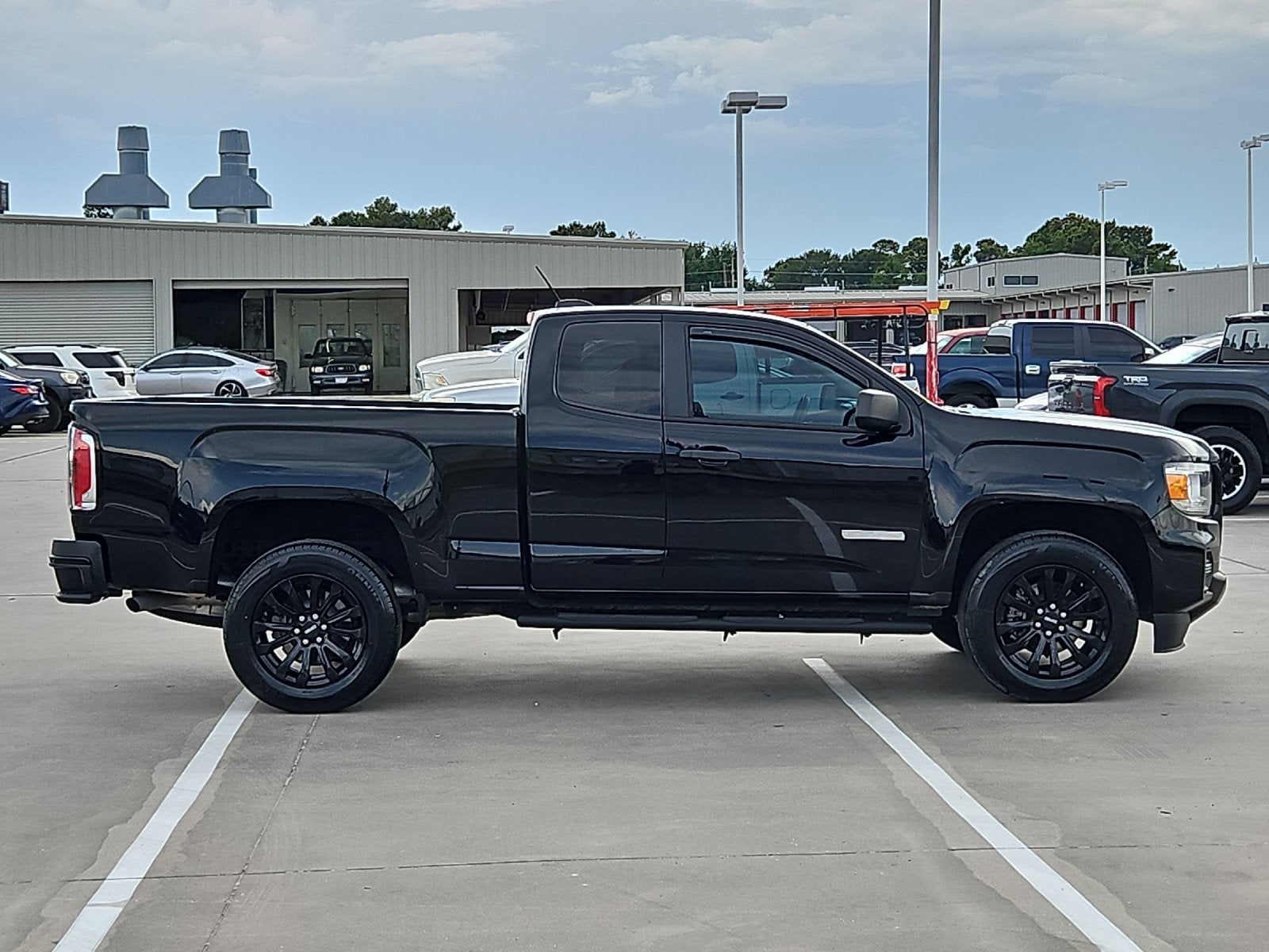 2021 GMC Canyon Elevation Standard