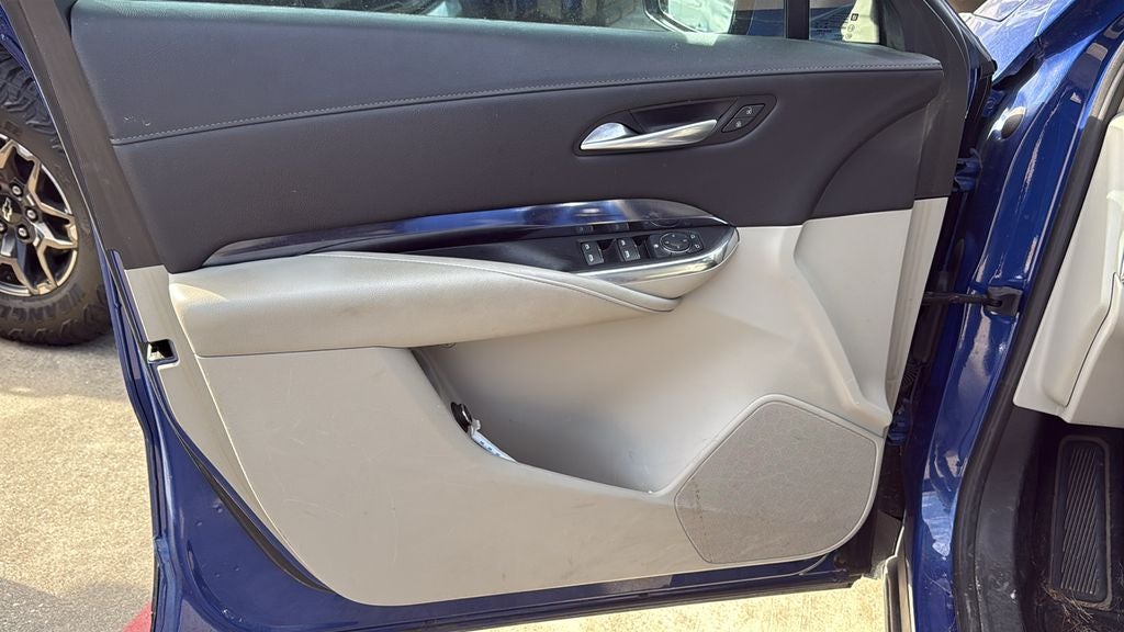 2023 Cadillac XT4 Luxury