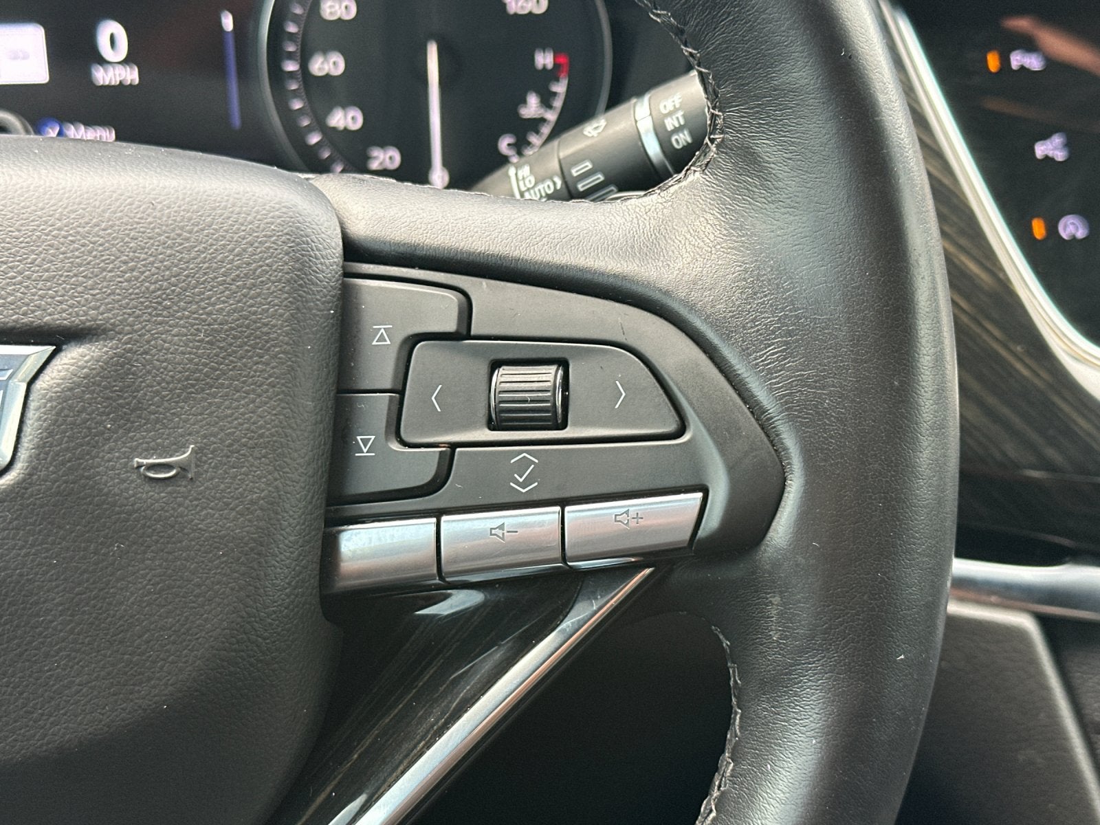 2022 Cadillac XT6 Premium Luxury