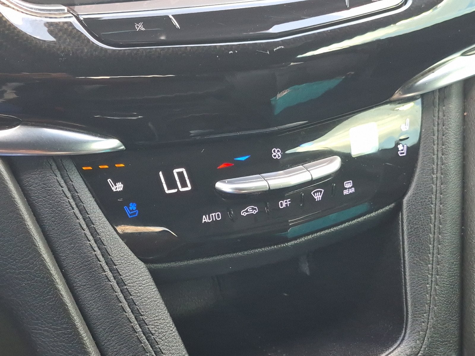 2023 Cadillac XT6 Sport