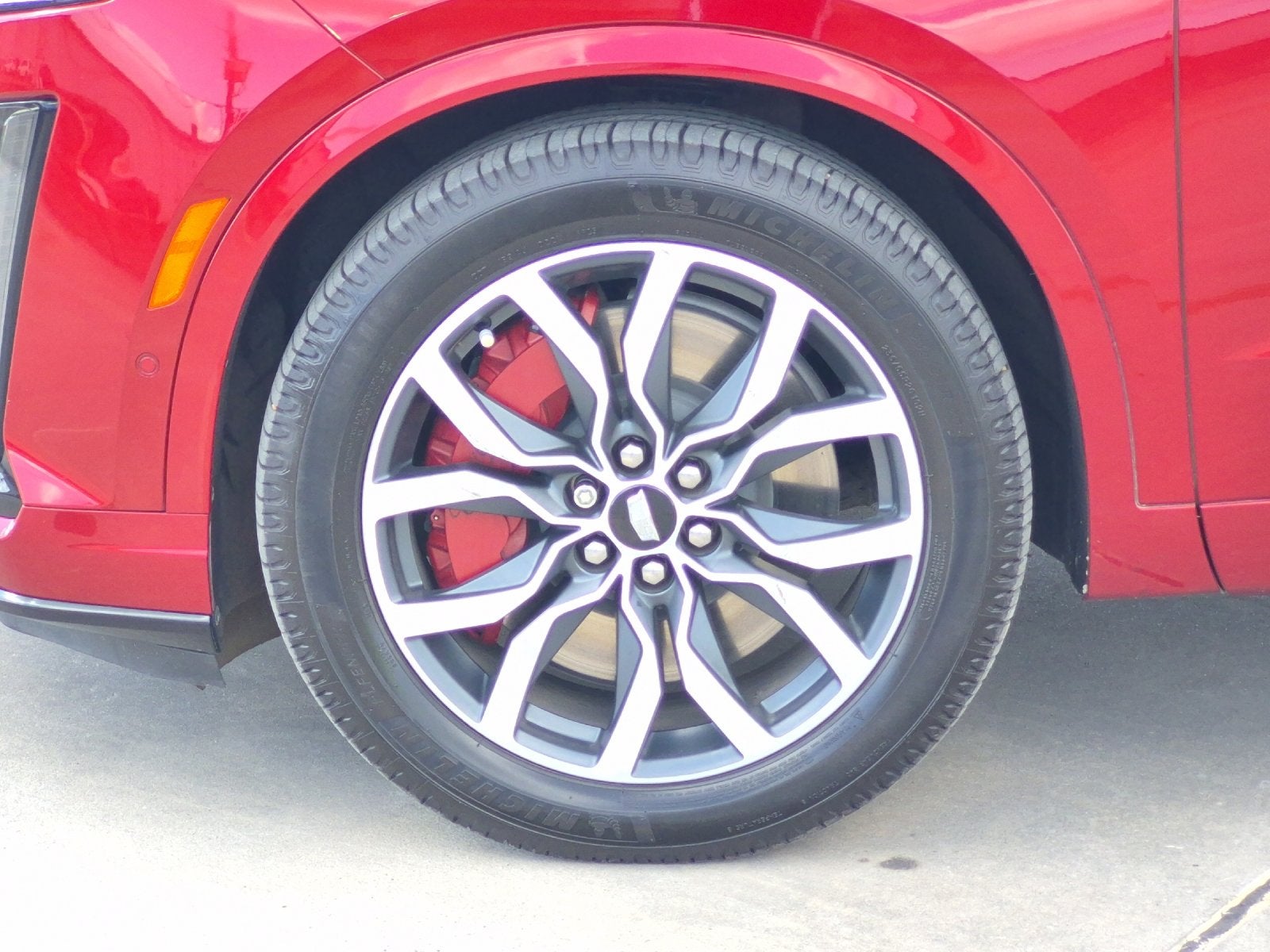 2023 Cadillac XT6 Sport